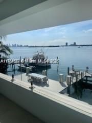 В аренду: $50,000 (5 спален, 4 ванн, 0 Квадратных фут)