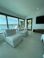 В аренду: $50,000 (5 спален, 4 ванн, 0 Квадратных фут)