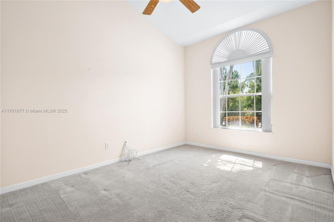 Vendido Recientemente: $439,000 (3 camas, 2 baños, 1718 Pies cuadrados)