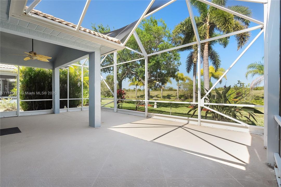 Vendido Recientemente: $439,000 (3 camas, 2 baños, 1718 Pies cuadrados)