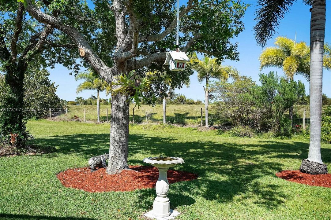 Vendido Recientemente: $439,000 (3 camas, 2 baños, 1718 Pies cuadrados)