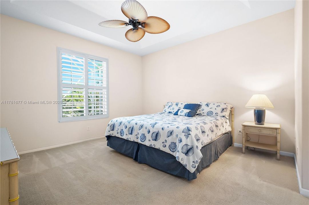 Vendido Recientemente: $439,000 (3 camas, 2 baños, 1718 Pies cuadrados)