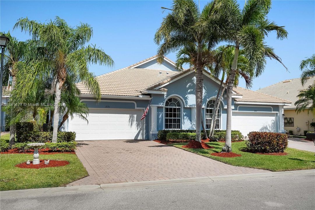 Vendido Recientemente: $439,000 (3 camas, 2 baños, 1718 Pies cuadrados)