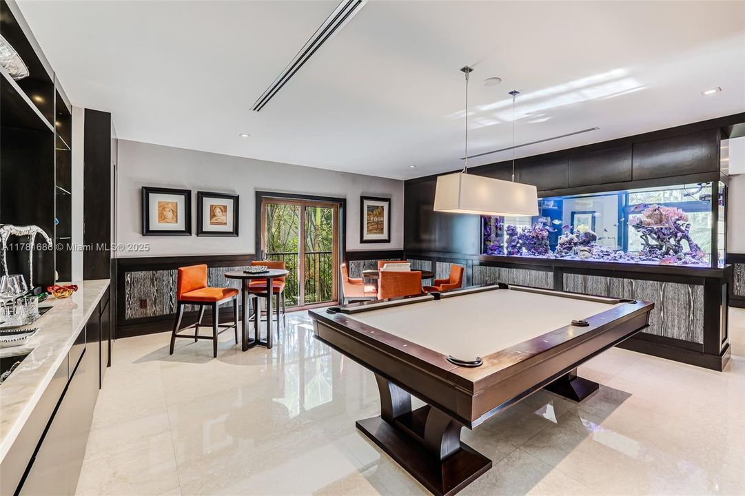 待售: $29,500,000 (6 贝兹, 6 浴室, 13147 平方英尺)