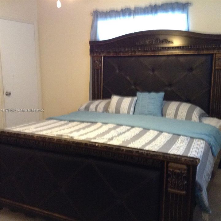 На продажу: $280,000 (2 спален, 2 ванн, 0 Квадратных фут)