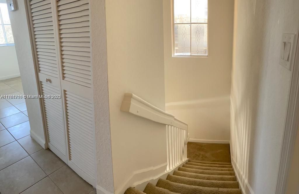 最近租的: $2,600 (3 贝兹, 2 浴室, 1750 平方英尺)