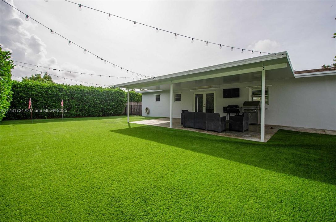 Recently Sold: $699,999 (3 beds, 2 baths, 0 Square Feet)