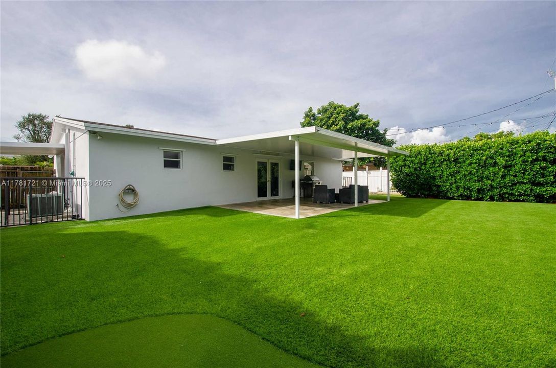 Recently Sold: $699,999 (3 beds, 2 baths, 0 Square Feet)