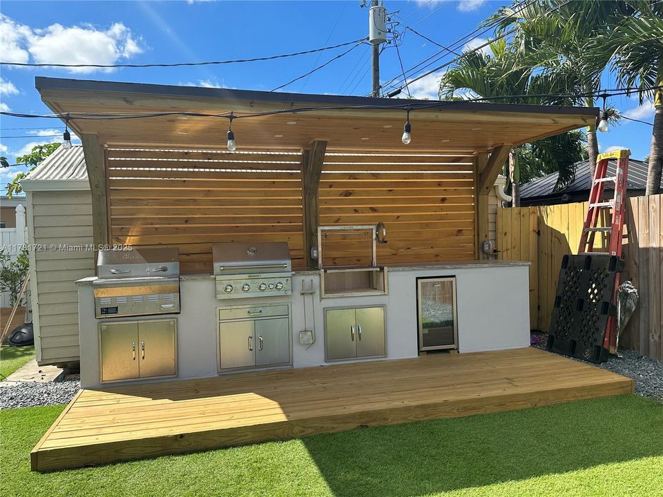 Recently Sold: $699,999 (3 beds, 2 baths, 0 Square Feet)