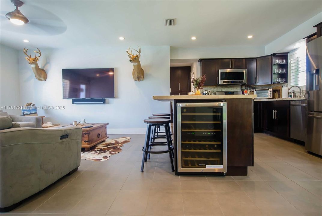 Recently Sold: $699,999 (3 beds, 2 baths, 0 Square Feet)