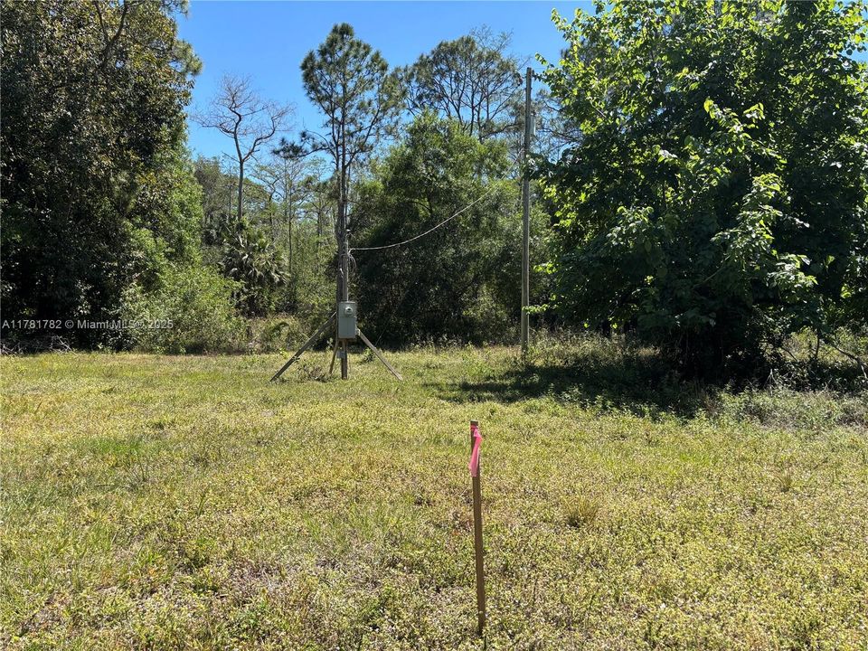 Vendido Recientemente: $395,000 (10.42 acres)