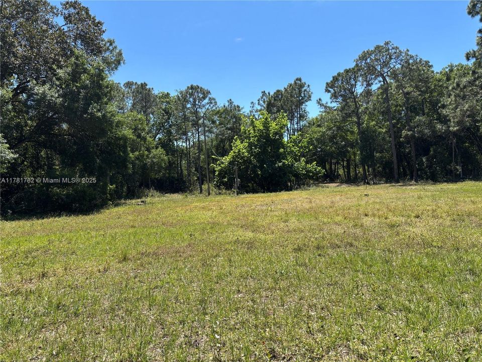 Vendido Recientemente: $395,000 (10.42 acres)