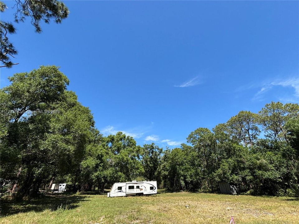 Vendido Recientemente: $395,000 (10.42 acres)