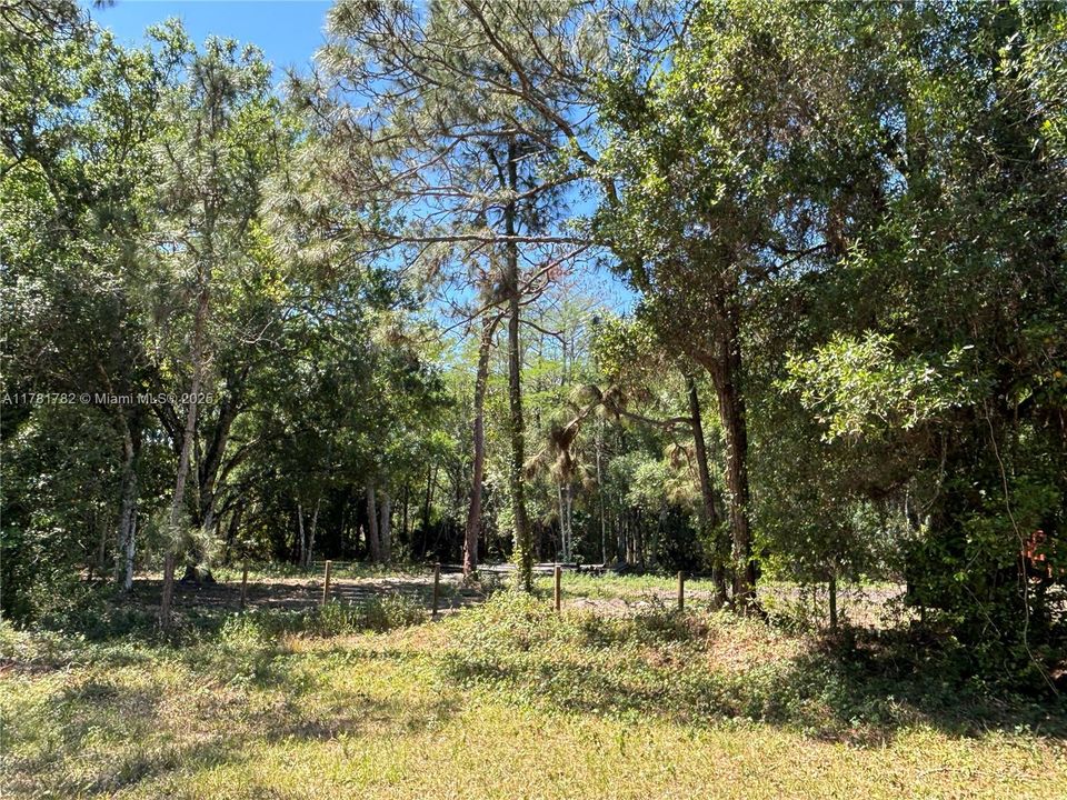 Vendido Recientemente: $395,000 (10.42 acres)
