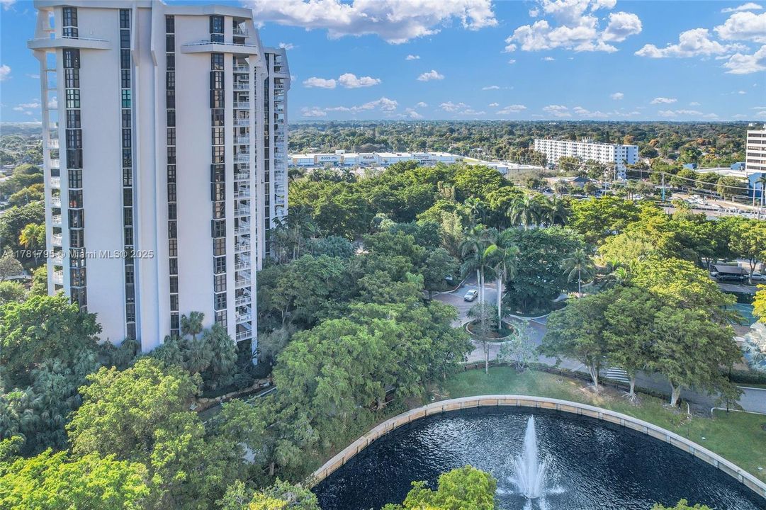 合同活跃: $210,000 (2 贝兹, 2 浴室, 1535 平方英尺)