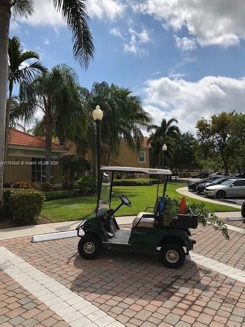 Recently Rented: $2,100 (3 beds, 2 baths, 1300 Square Feet)