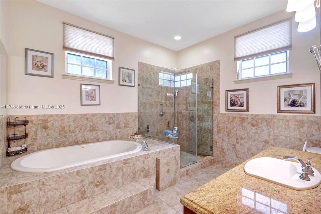 На продажу: $1,395,000 (3 спален, 2 ванн, 2884 Квадратных фут)