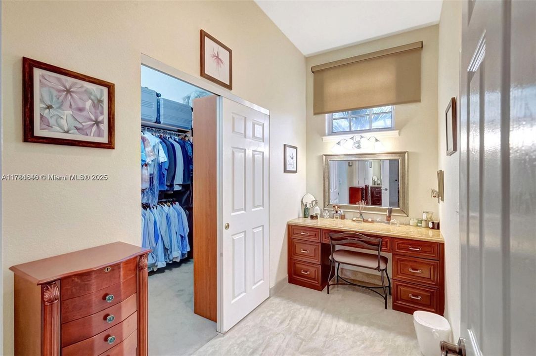 На продажу: $1,395,000 (3 спален, 2 ванн, 2884 Квадратных фут)