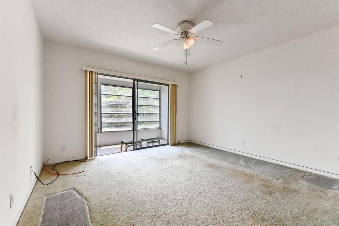 10 living room 01
