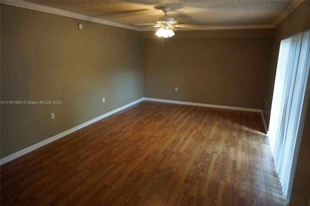 Recently Rented: $1,950 (2 beds, 2 baths, 1236 Square Feet)