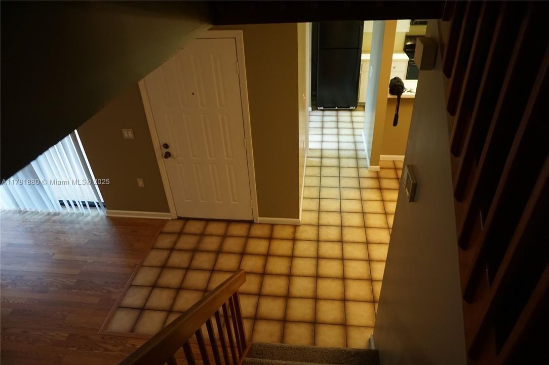 Recently Rented: $1,950 (2 beds, 2 baths, 1236 Square Feet)