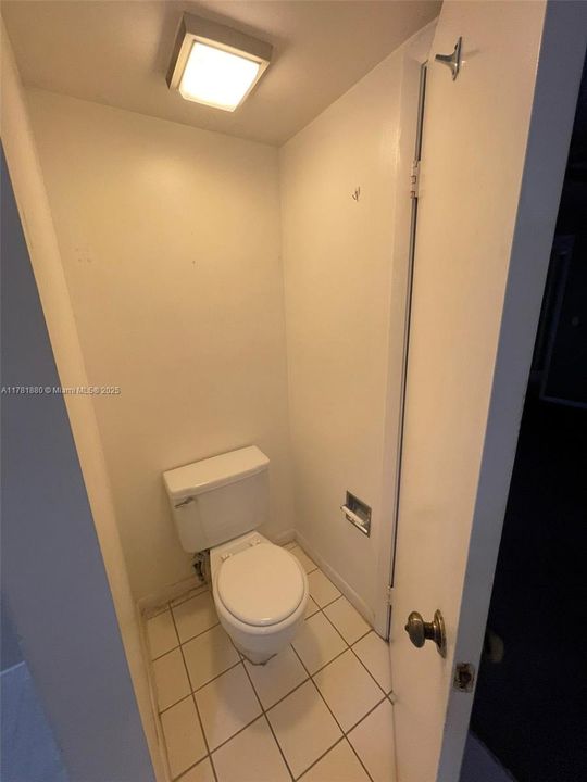 Recently Rented: $1,950 (2 beds, 2 baths, 1236 Square Feet)