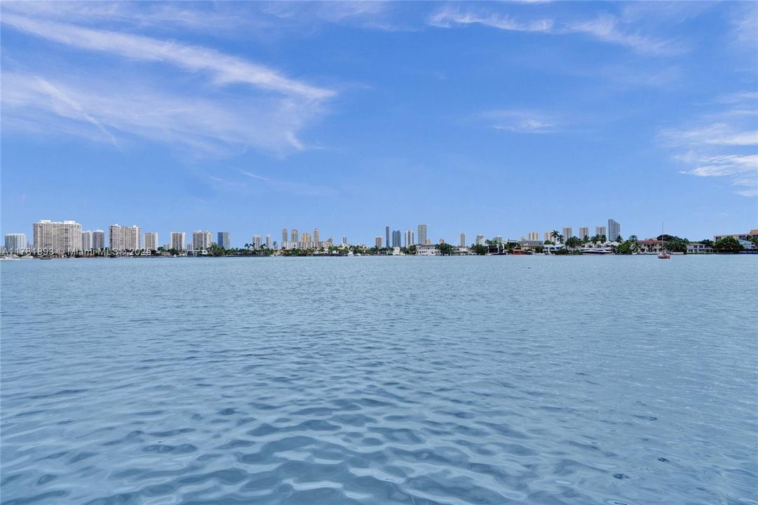 Recently Sold: $318,000 (2 beds, 2 baths, 1213 Square Feet)