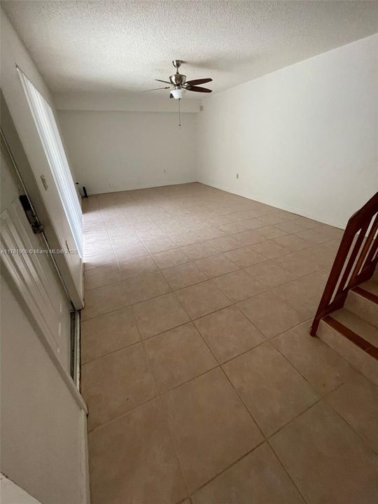 Recently Rented: $2,150 (2 beds, 2 baths, 1236 Square Feet)