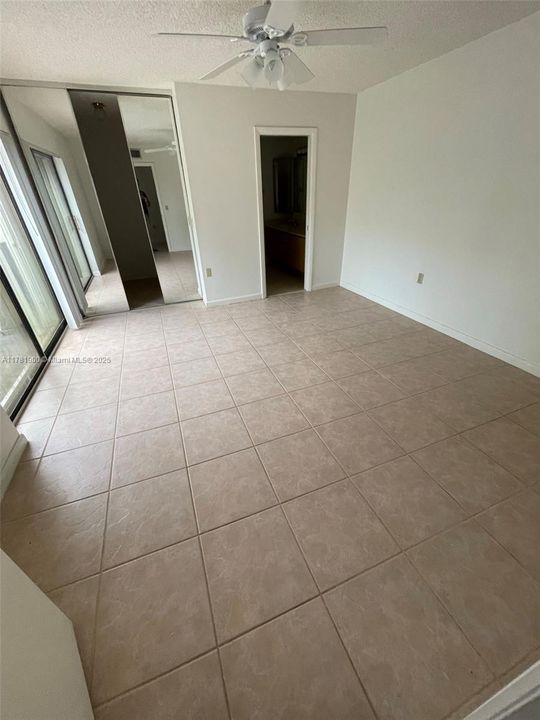 Recently Rented: $2,150 (2 beds, 2 baths, 1236 Square Feet)