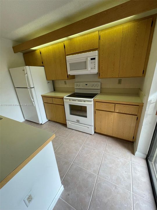 Recently Rented: $2,150 (2 beds, 2 baths, 1236 Square Feet)