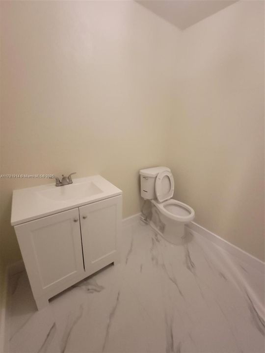 Недавно арендовано: $1,400 (1 спален, 1 ванн, 1444 Квадратных фут)