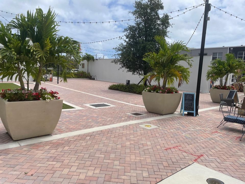 最近租的: $27 (0 贝兹, 0 浴室, 0 平方英尺)