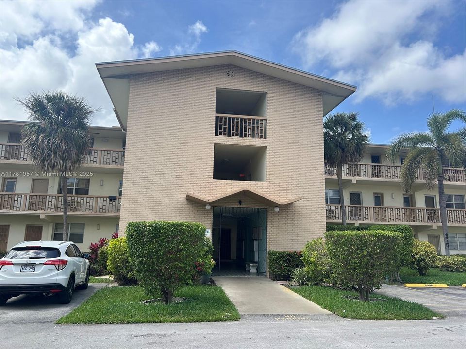 En Venta: $55,000 (1 camas, 1 baños, 688 Pies cuadrados)