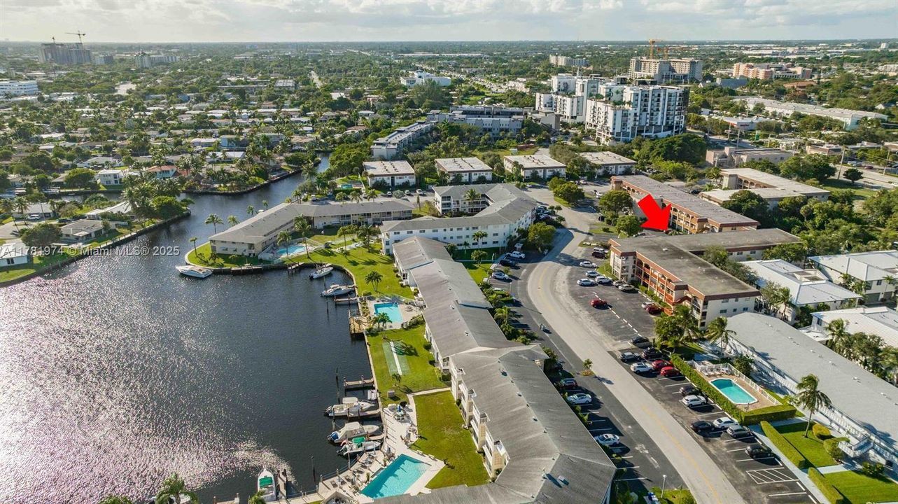 最近售出: $149,900 (2 贝兹, 2 浴室, 1000 平方英尺)