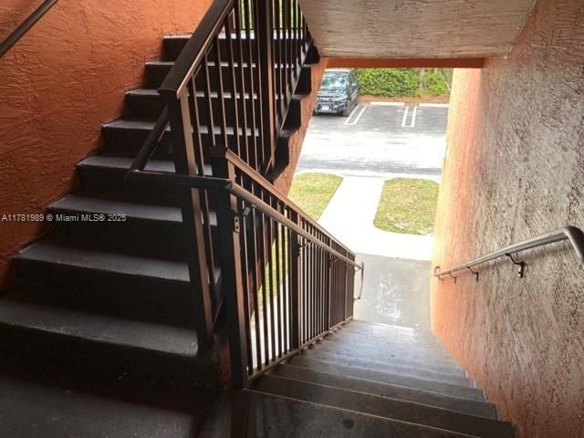 Recently Rented: $1,890 (2 beds, 2 baths, 1026 Square Feet)