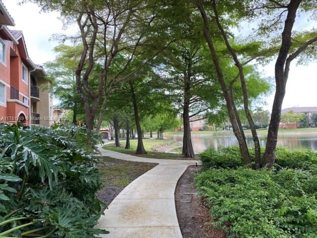 Recently Rented: $1,890 (2 beds, 2 baths, 1026 Square Feet)