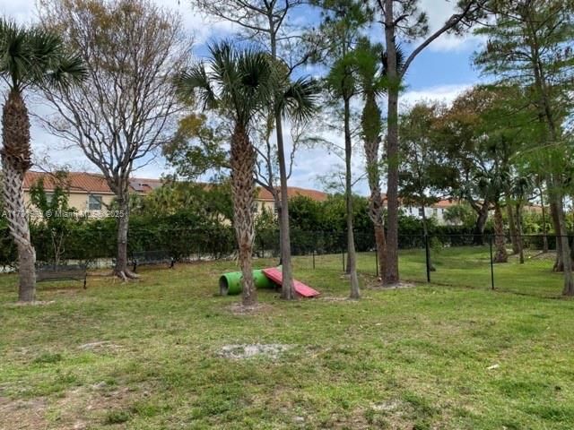 Recently Rented: $1,890 (2 beds, 2 baths, 1026 Square Feet)