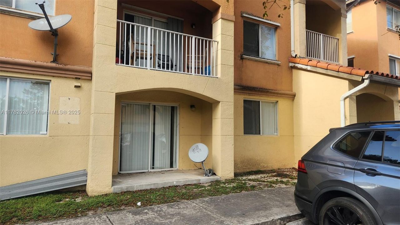 Недавно арендовано: $2,200 (3 спален, 2 ванн, 1062 Квадратных фут)