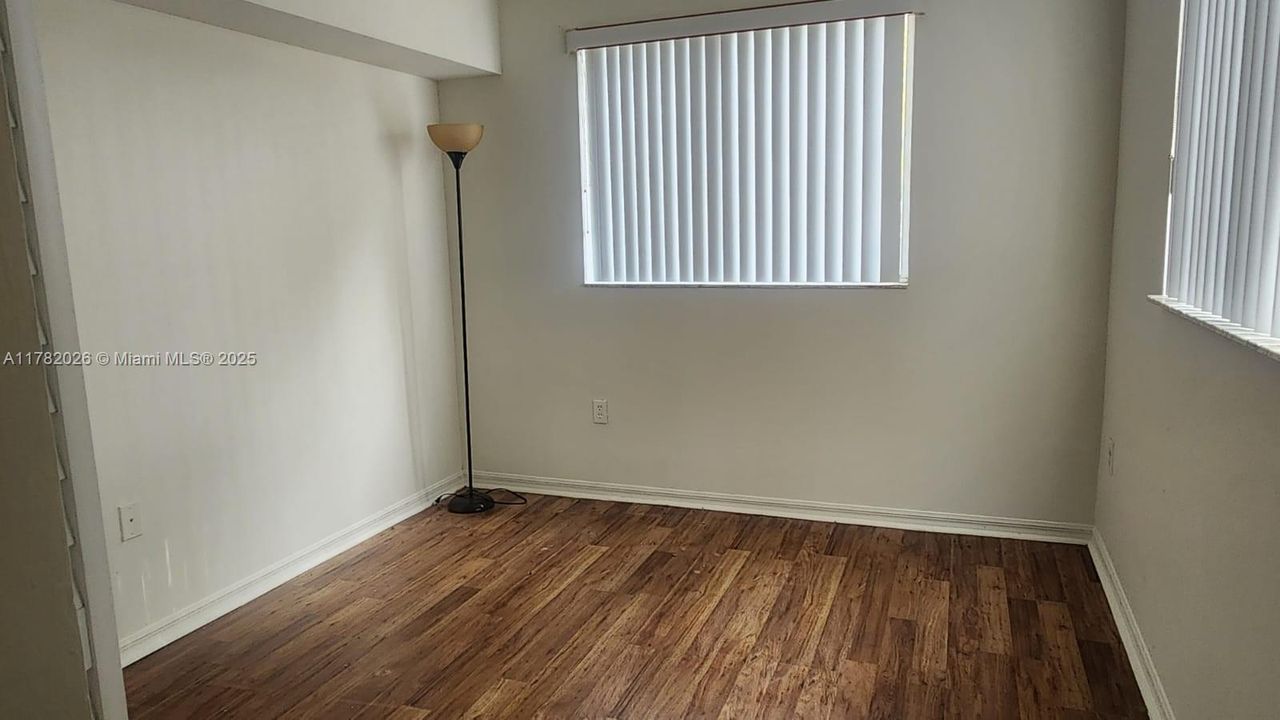 Недавно арендовано: $2,200 (3 спален, 2 ванн, 1062 Квадратных фут)