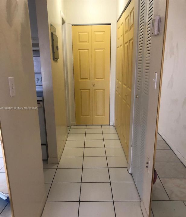 Недавно арендовано: $1,200 (0 спален, 1 ванн, 440 Квадратных фут)