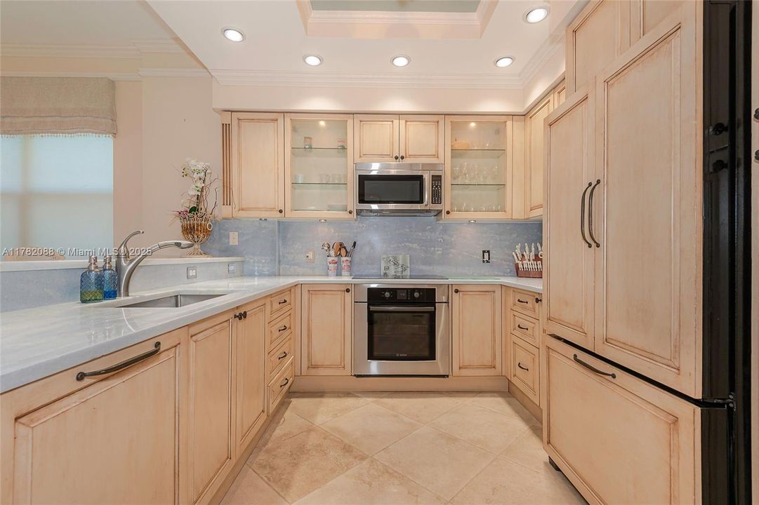 最近售出: $1,849,000 (2 贝兹, 2 浴室, 1486 平方英尺)