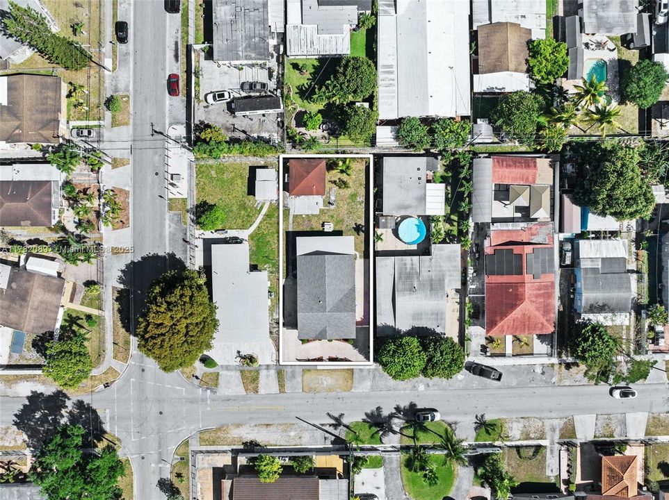 Recently Sold: $649,999 (3 beds, 2 baths, 1852 Square Feet)