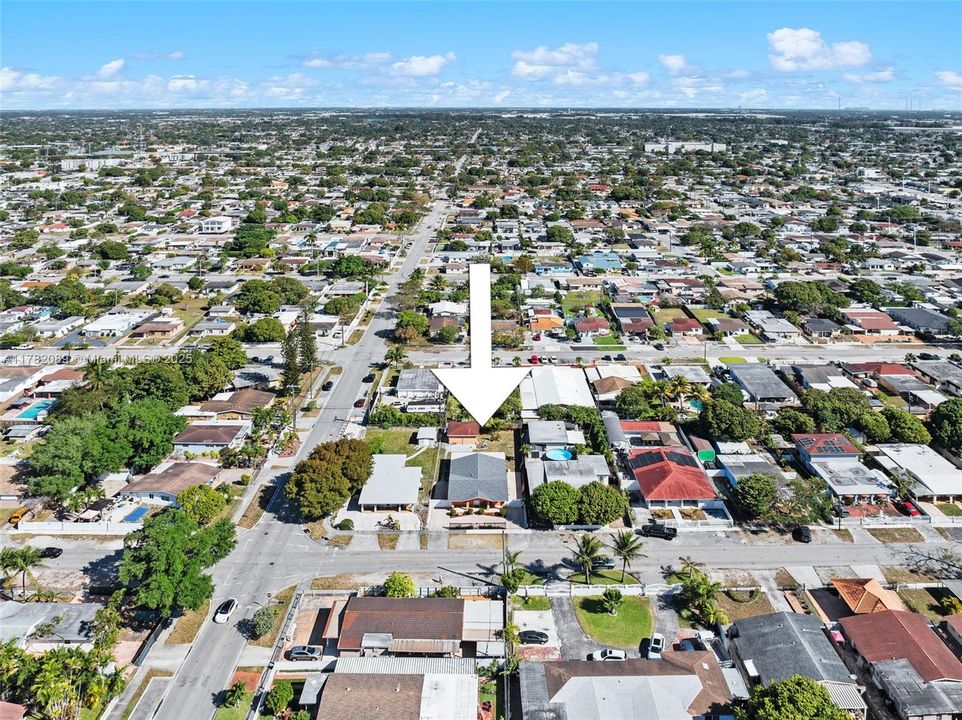 Recently Sold: $649,999 (3 beds, 2 baths, 1852 Square Feet)