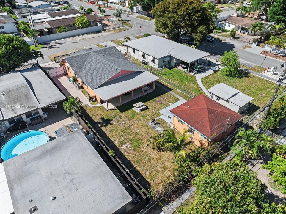 Recently Sold: $649,999 (3 beds, 2 baths, 1852 Square Feet)