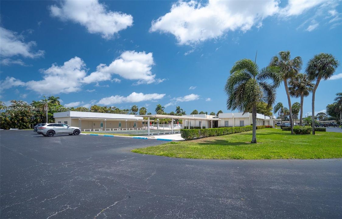 Recently Sold: $172,000 (2 beds, 2 baths, 910 Square Feet)