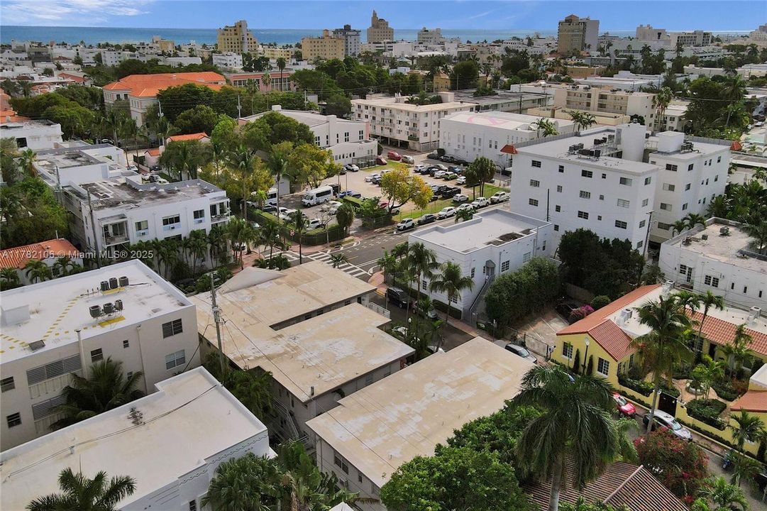 Recently Rented: $1,700 (0 beds, 1 baths, 398 Square Feet)