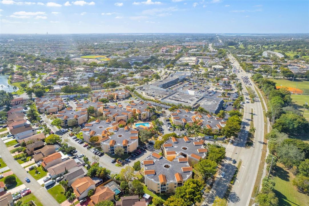 Recently Sold: $275,000 (2 beds, 2 baths, 950 Square Feet)