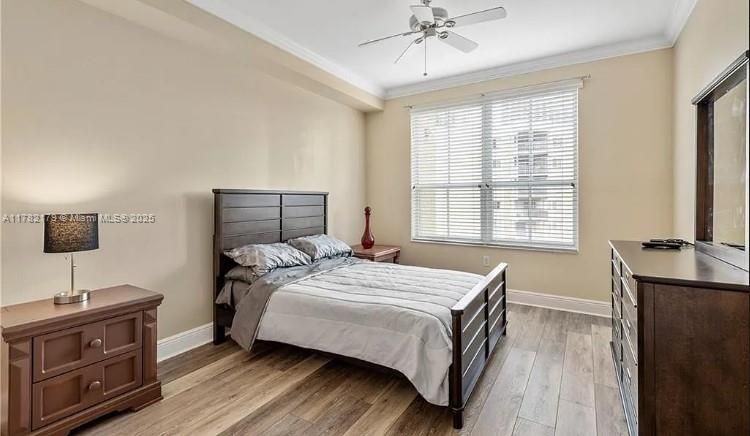 For Sale: $275,000 (2 beds, 2 baths, 1003 Square Feet)