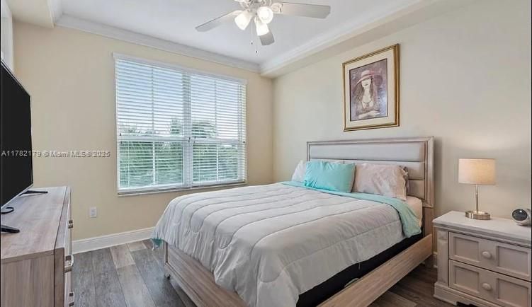 For Sale: $275,000 (2 beds, 2 baths, 1003 Square Feet)