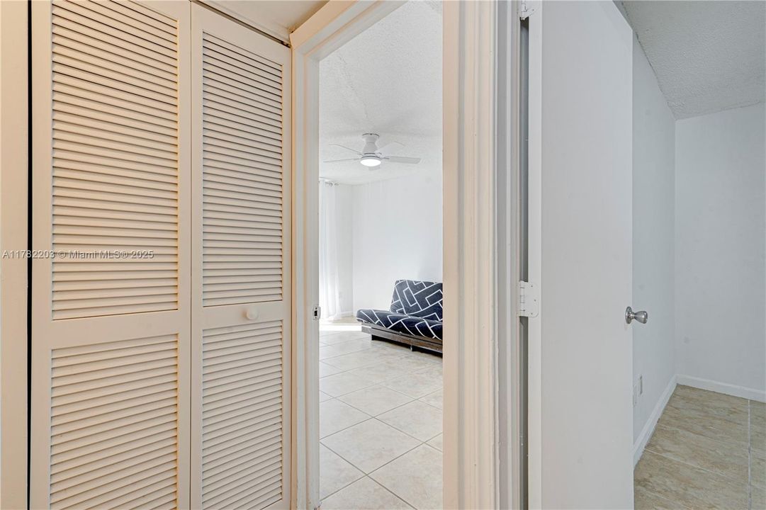 Recently Rented: $3,300 (3 beds, 2 baths, 1240 Square Feet)